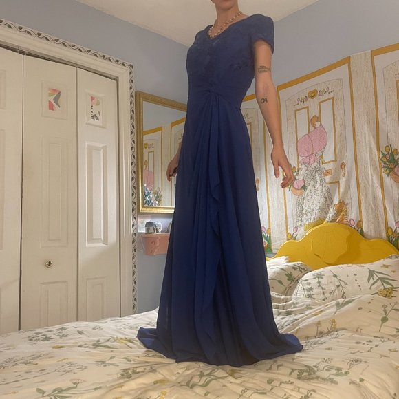 Blue lace greecian bridesmaid formal maxi gown! - Picture 4 of 16